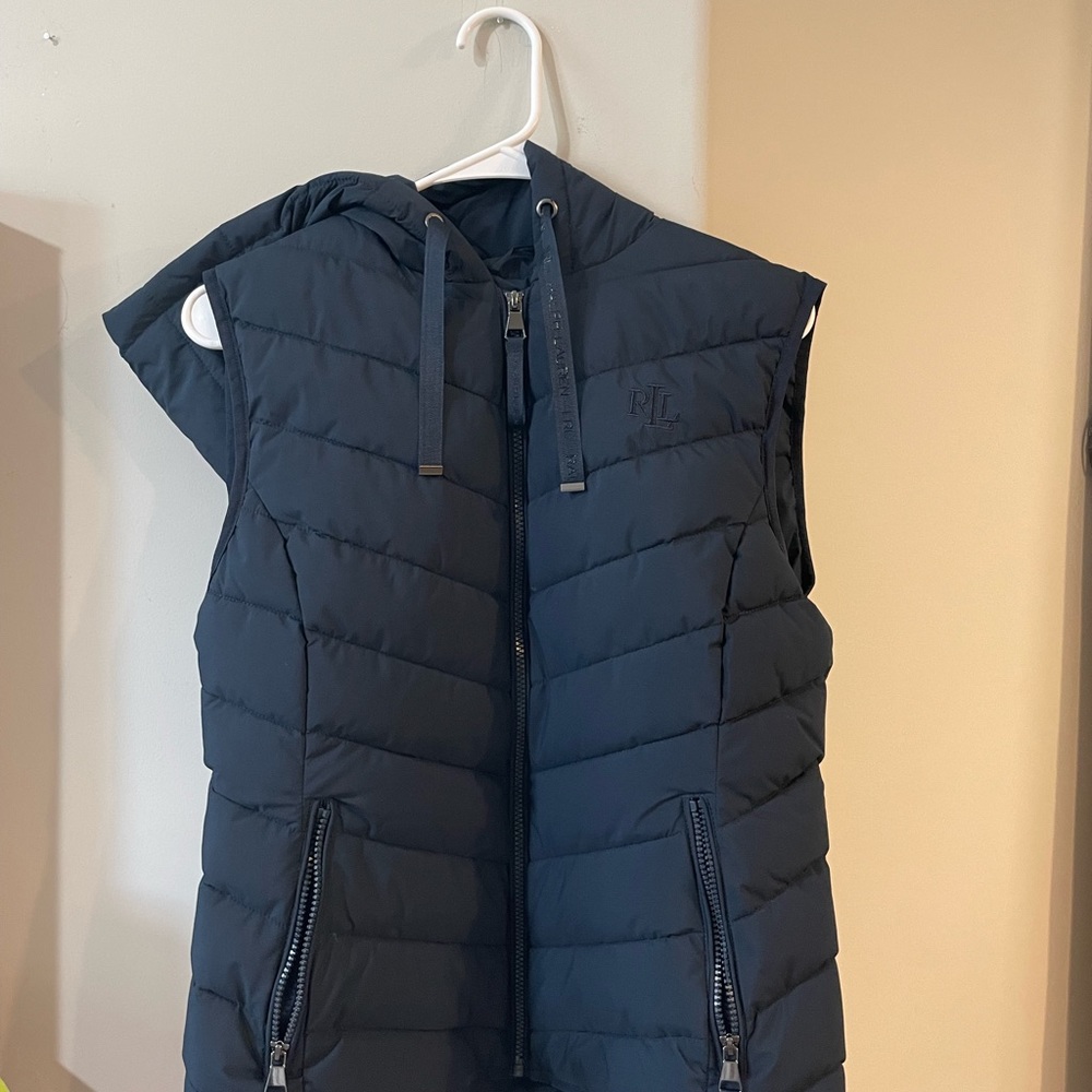 Hooded Stretch Puffer Vest